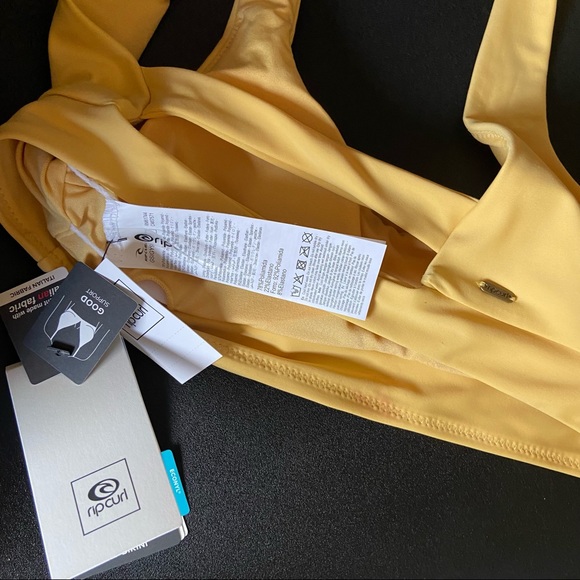 New Rip Curl Surf Crop Bikini Top - Picture 5 of 7